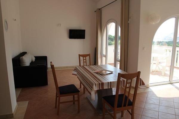 Ara-Marina Apartment Baska  Ngoại thất bức ảnh
